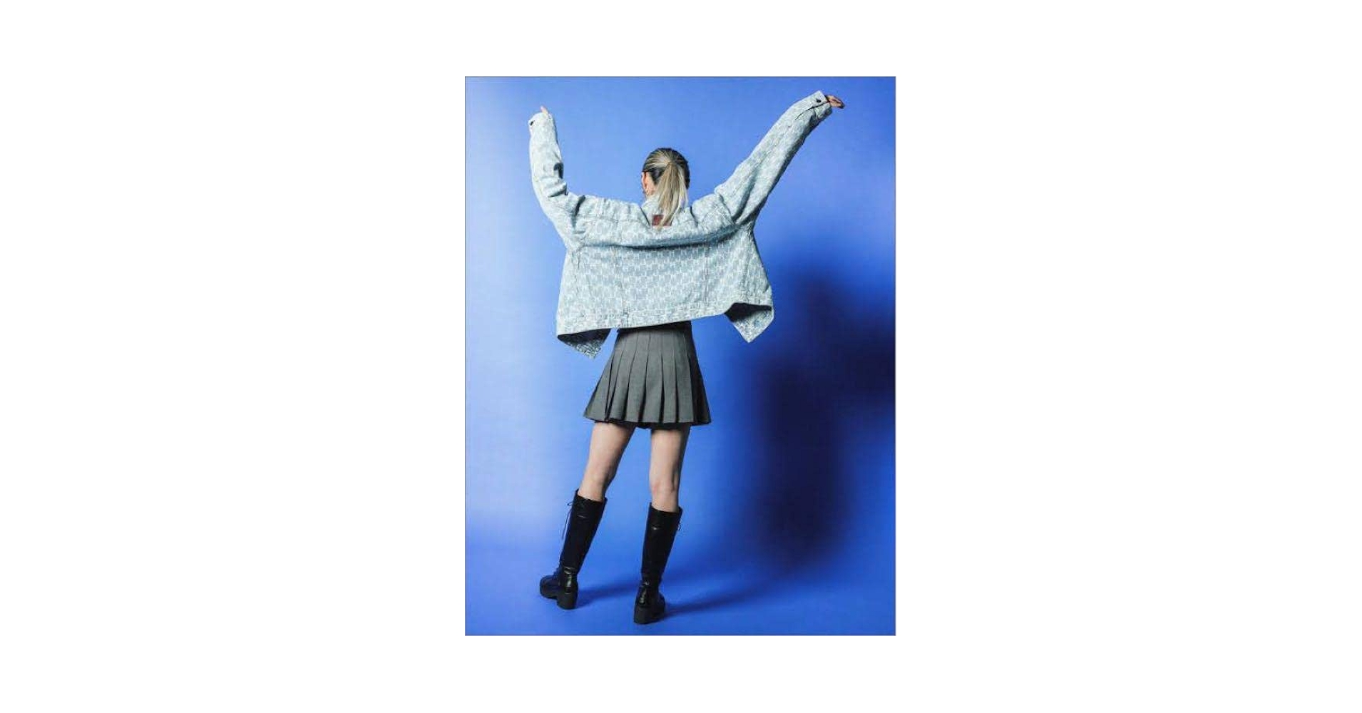Amazon.co.jp: 中町綾 Just a noon セットアップ : おもちゃ